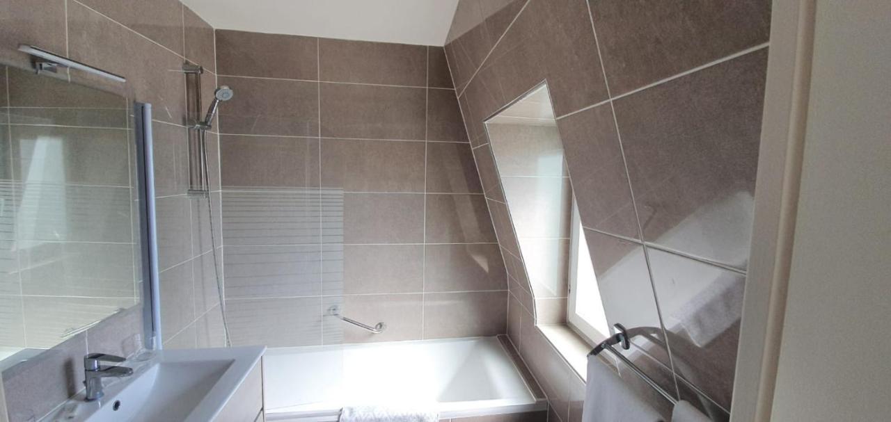 Hotel Des Pyrenees - Entre Bastille Et Nation Paris Ngoại thất bức ảnh