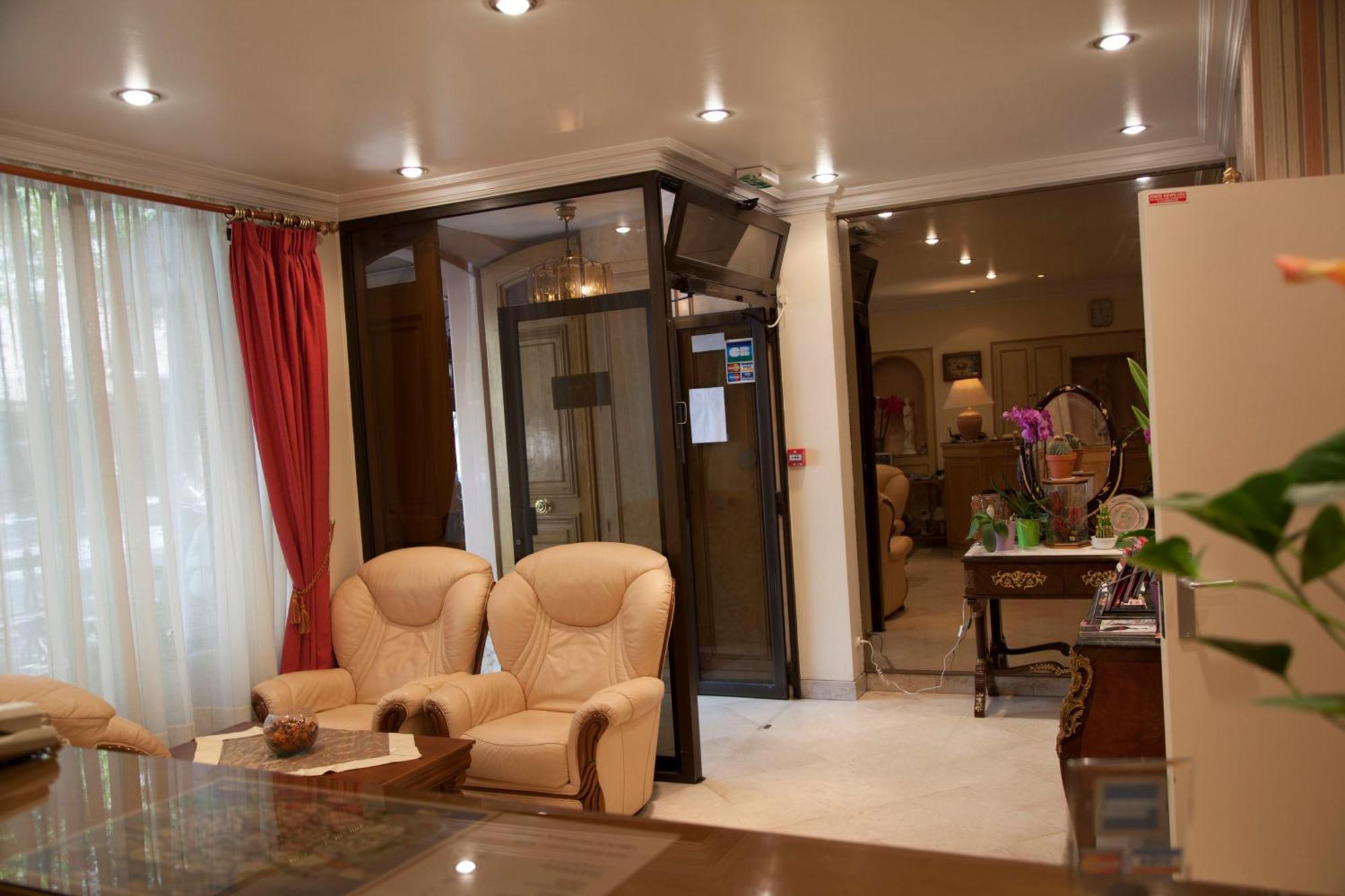 Hotel Des Pyrenees - Entre Bastille Et Nation Paris Ngoại thất bức ảnh