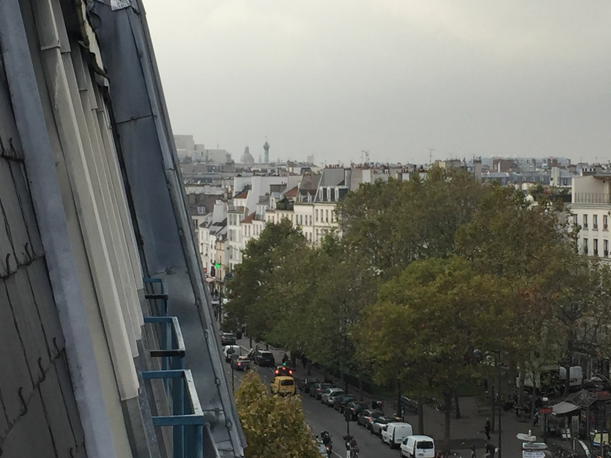 Hotel Des Pyrenees - Entre Bastille Et Nation Paris Ngoại thất bức ảnh